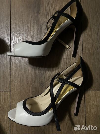 Туфли женские