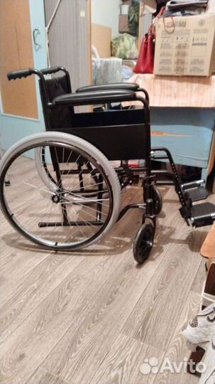 Инвалидная коляска новая