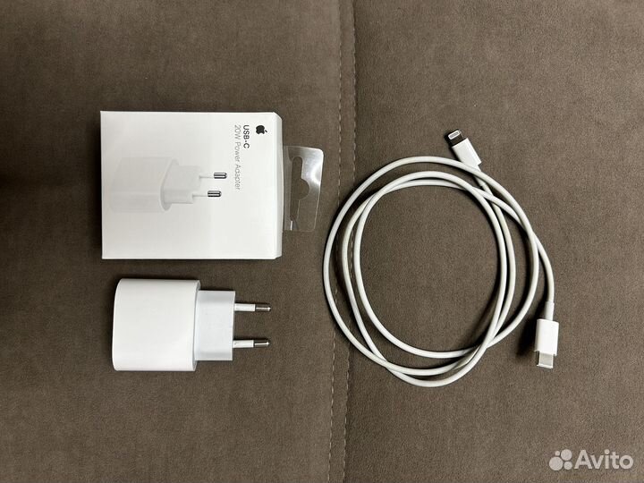 Оригинальные адаптер 20W USB-C со шнуром