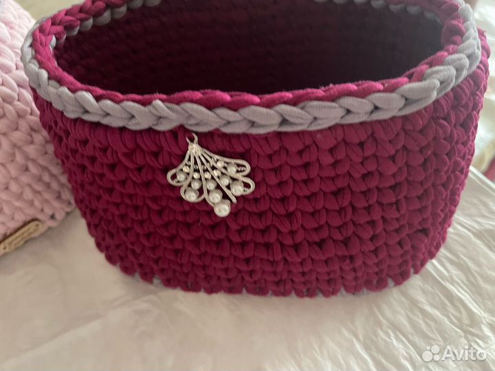 Вязаные корзинки ручной работы