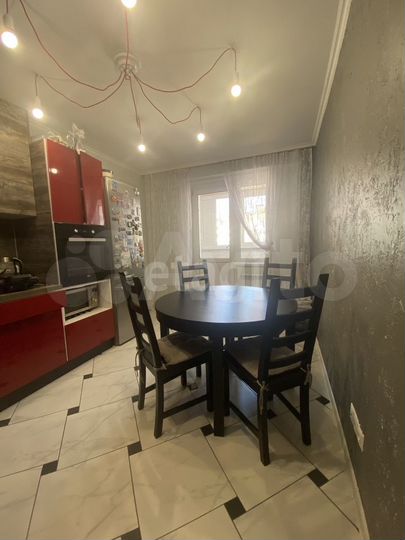 2-к. квартира, 66,1 м², 15/17 эт.