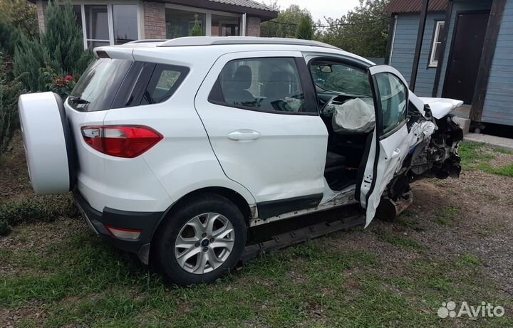 Ford EcoSport 1.6 МТ, 2014, битый, 110 000 км
