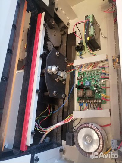 Резак для бумаги гельотинный Bulros 4606V3