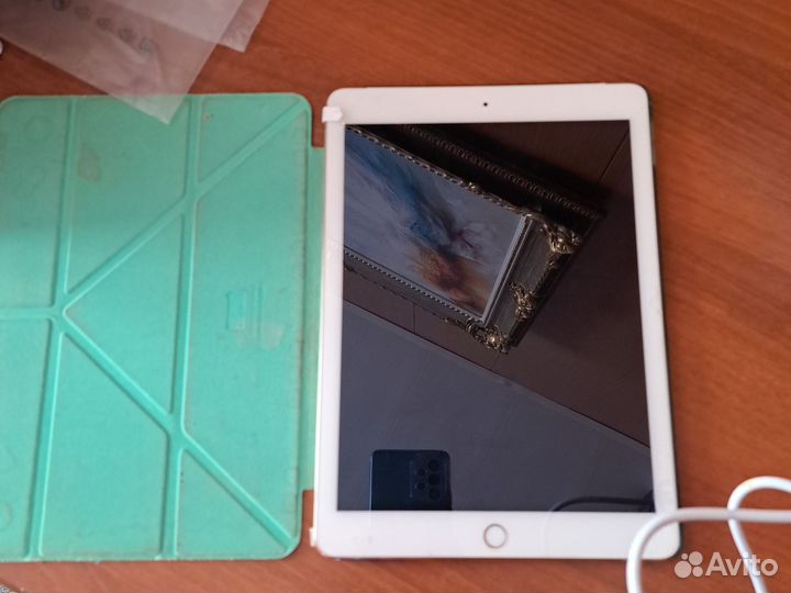 Планшет apple iPad Air 2014года