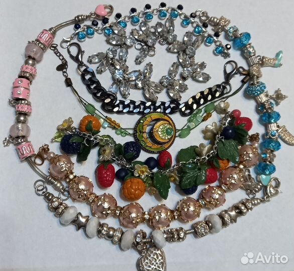 Коллекция красивых браслетов, 9 штук