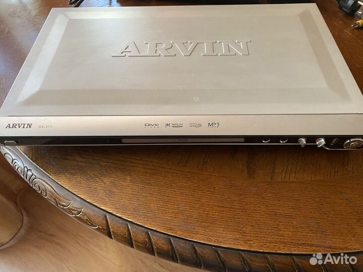 Портативный видеопроигрыватель