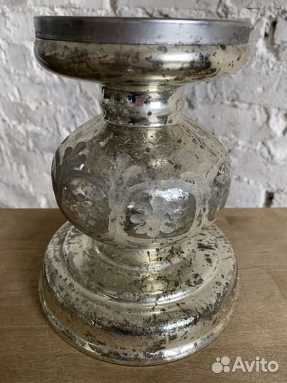 Старинный подсвечник