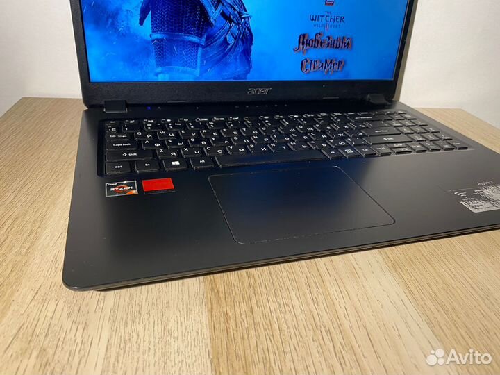 Acer Ryzen 3-3200u/Radeon 540x/8GB/SSD/FHD