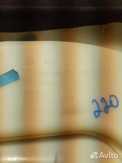 Обшивка стойки Mercedes-Benz S-Class слева A220690