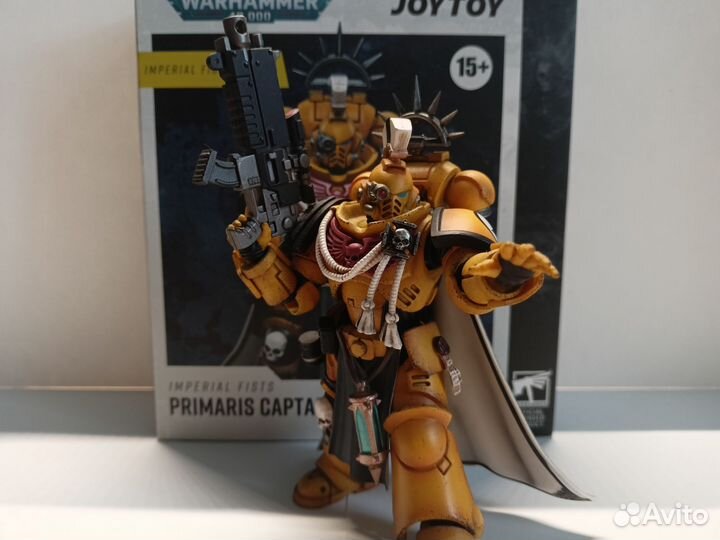 Warhammer 40000 Joy Toy Imperial Fists Captain