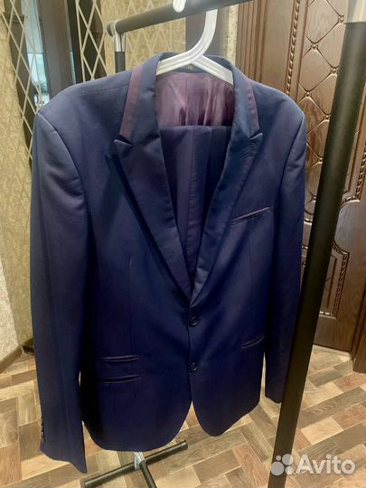 Школьный костюм L