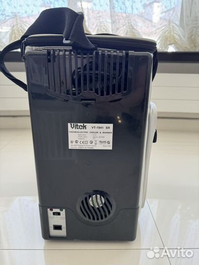 Автомобильный холодильник сумка-холодильник Vitek