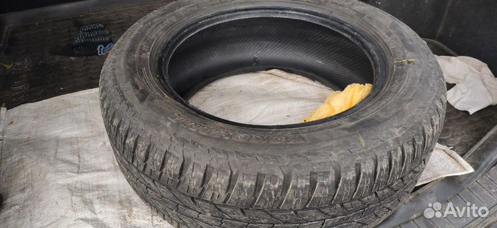 Yokohama Geolandar A/T G015 215/60 R16 95H