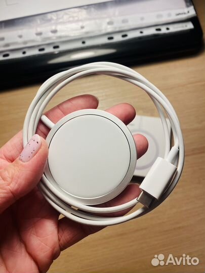 Беспроводная зарядка для iPhone