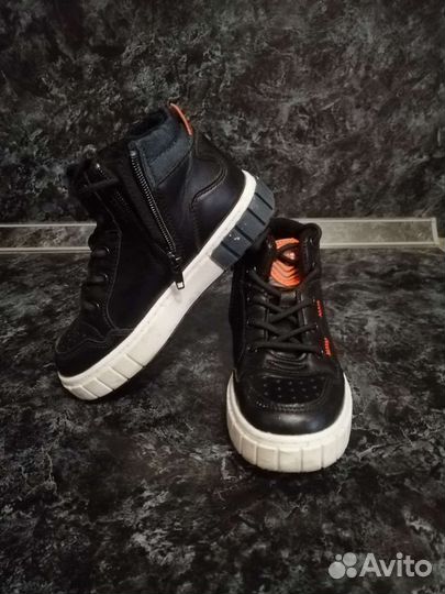 Осенние ботинки детские 29р