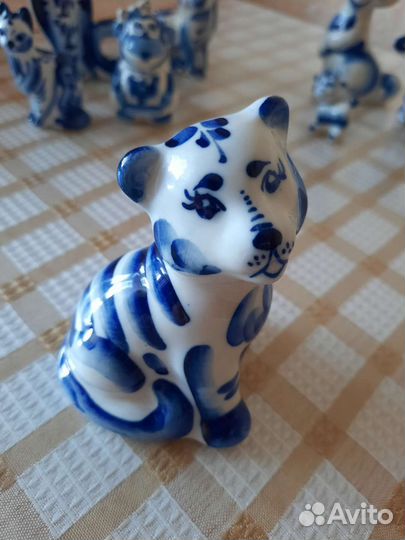 Фигурки Гжель