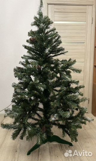 Ель искусственная 180 см с шишками