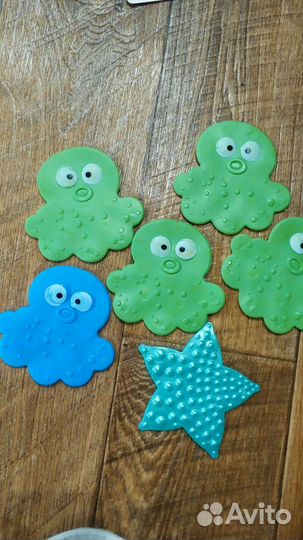 Мини-коврик для ванны на присосках