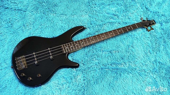 Бас гитара ibanez gsr180