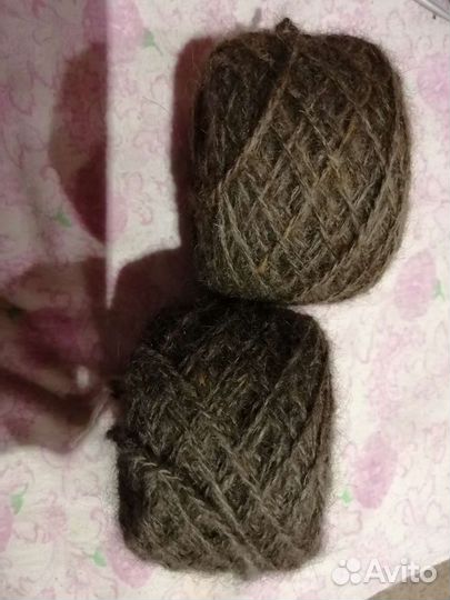 Пряду собачий, кроличий, козий пух (шерсть)