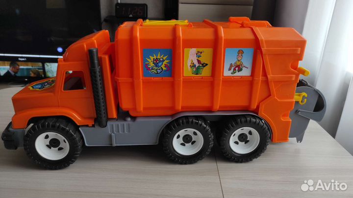 Игрушка машина мусоровоз