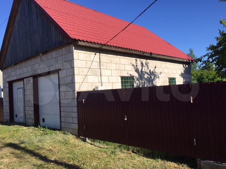 Гараж, > 30 м²