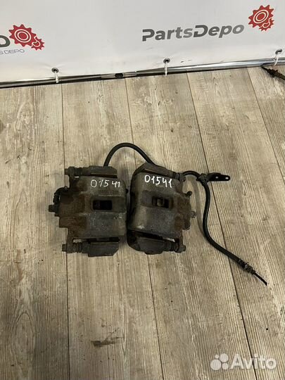 Суппорта передние Honda accord 7 CL