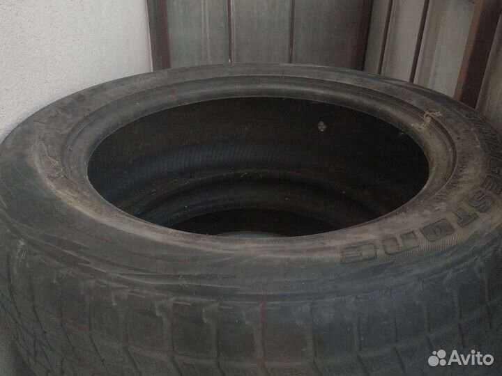 Bridgestone Blizzak DM-V1 235/60 R18