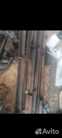 Уголок металлический 60х60