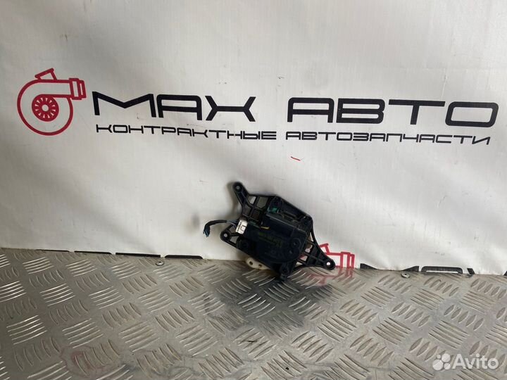 Б/У Сервопривод заслонки печки (моторчик