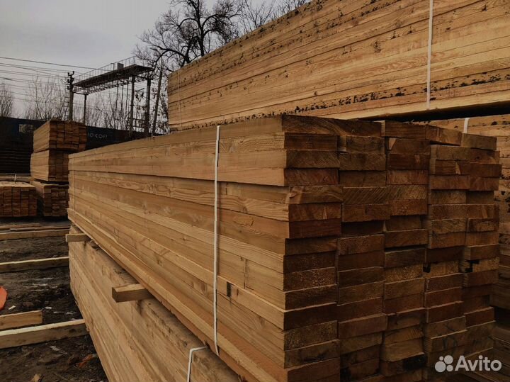 Доски лиственницы камерной сушки 30x140 мм, для бе