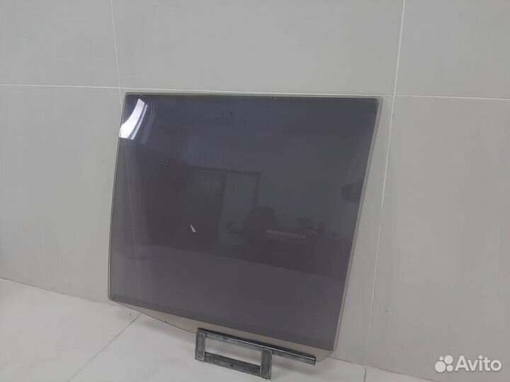 Стекло двери задней левой Toyota Land Cruiser J80