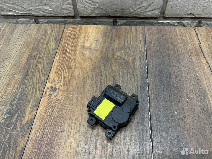 Kia Optima IV Моторчик заслонки отопителя