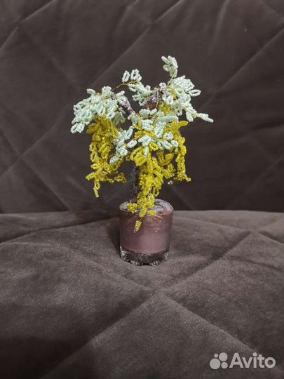 Деревья из бисера