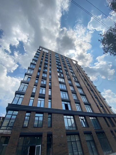 2-к. квартира, 81,3 м², 12/16 эт.