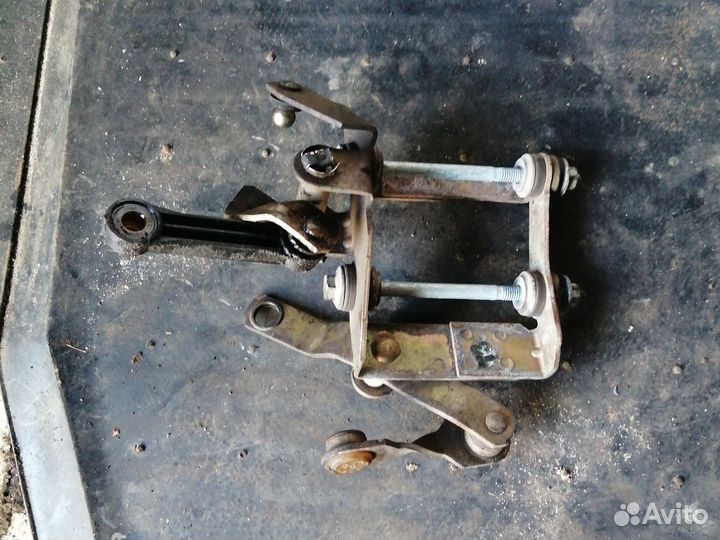 Механизм выбора передач Volkswagen Golf 4, ERT AZD