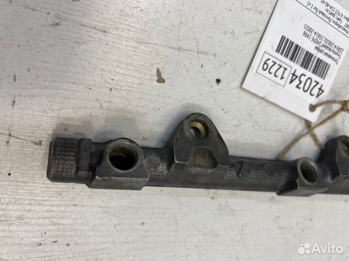 Топливная рейка Toyota Avalon MCX10 1mzfe 1998