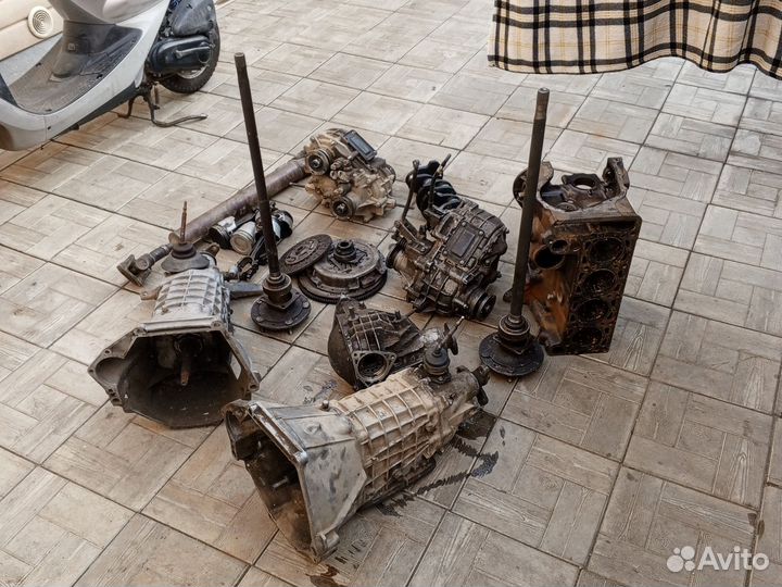 Запчасти на ниву и на копейку только коробка