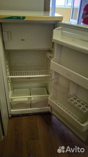 Холодильник бу рабочий