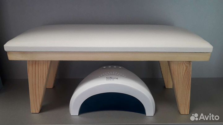 Подставка маникюрная для руки