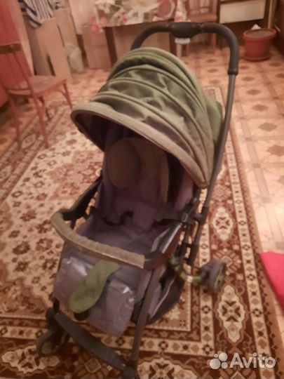 Прогулочная коляска