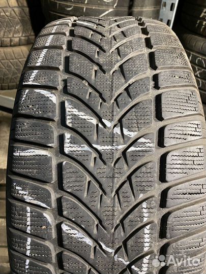Dunlop SP Winter Sport 4D 235/55 R17 99V