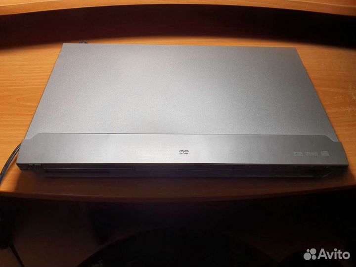 DVD плеер JVC XV-NP1