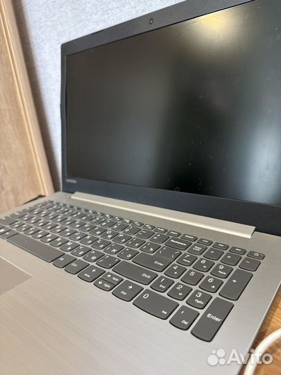Ноутбук lenovo
