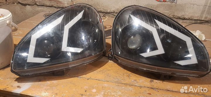 Продам линзованные фары на priora