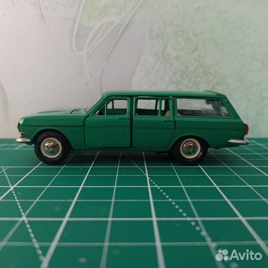 Газ 24-02 зелёный