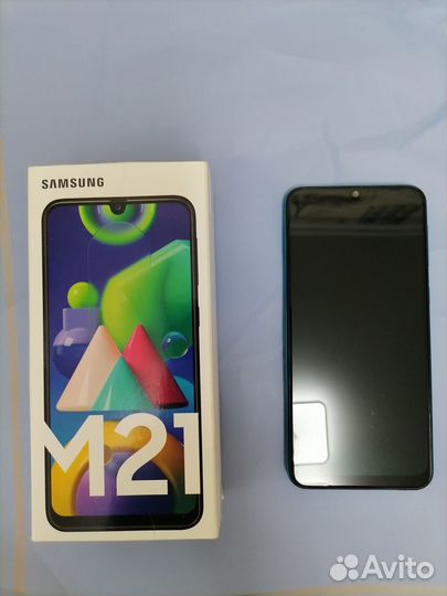 Samsung galaxy M21