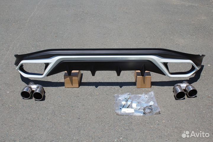 Lexus RX 2015+ Диффузор заднего бампера TRD L1OW8