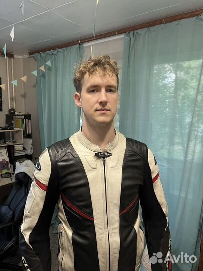 Мотокуртка кожаная мужская