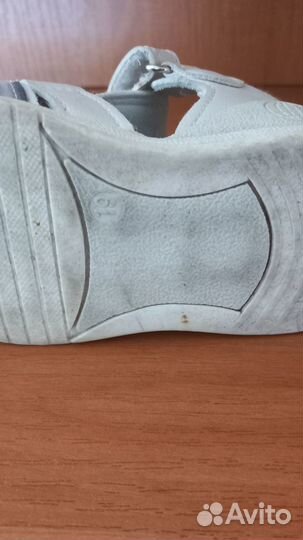 Сандали детские 19 размер